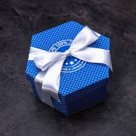 Ozdobná bílá mašle na Giftboxeo - Modré