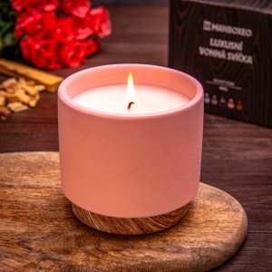 Elegáns illatgyertya szójaviasszal és intenzív illattal – Santal & Rose 400 g