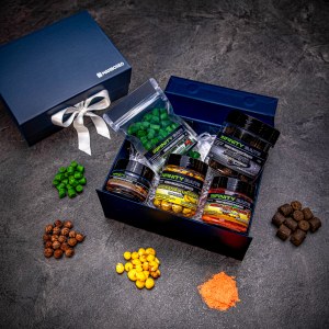 Giftboxeo ajándékdoboz (királykék) – Horgászoknak